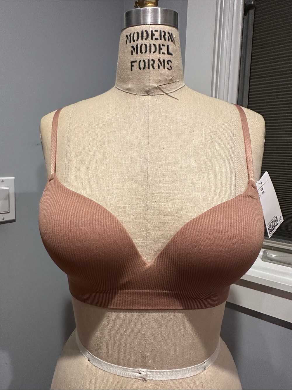 H&M Ribbed Super Push Seamless Bra - 34B